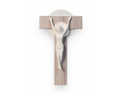 Cristo in resina su croce in legno